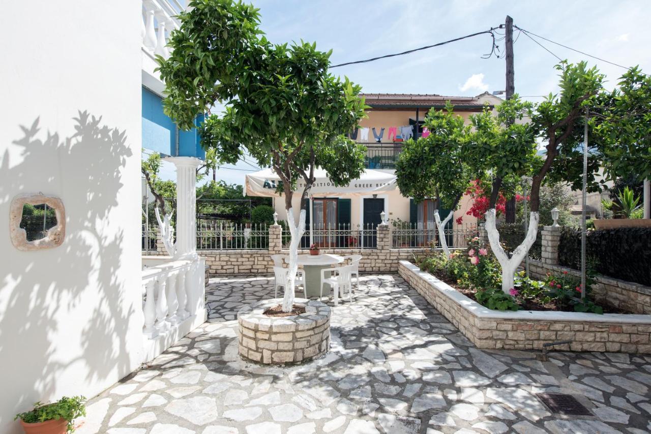 Appartement The Orange Garden à Kassiopi Extérieur photo