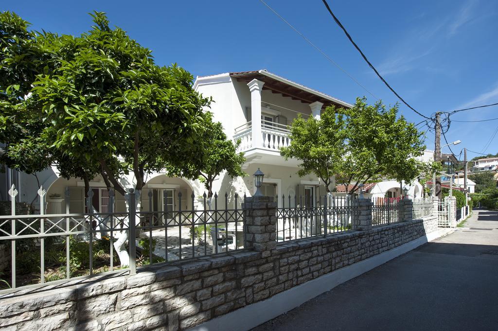 Appartement The Orange Garden à Kassiopi Extérieur photo
