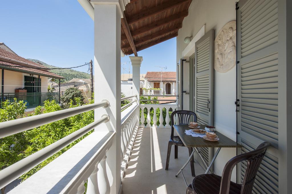 Appartement The Orange Garden à Kassiopi Extérieur photo
