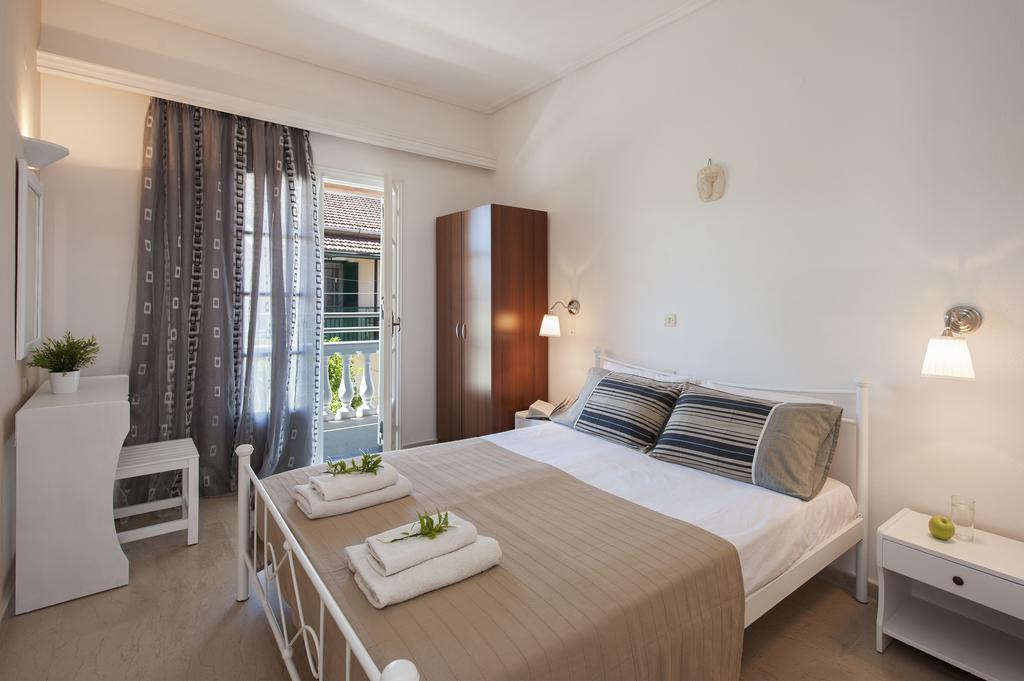 Appartement The Orange Garden à Kassiopi Extérieur photo