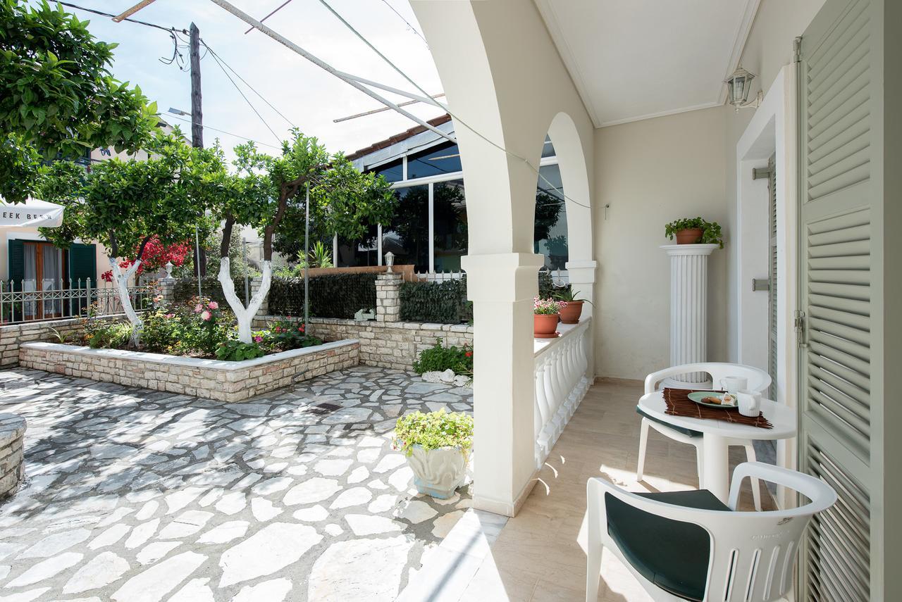 Appartement The Orange Garden à Kassiopi Extérieur photo